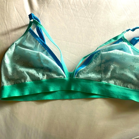 Colsie bralette - Picture 2 of 2